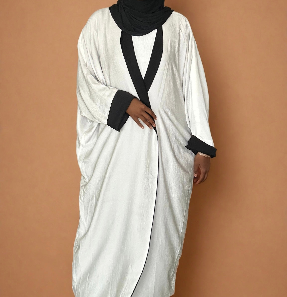 Elegant Reversible Silk Abaya - Farasha Style, Open Front, Black/White